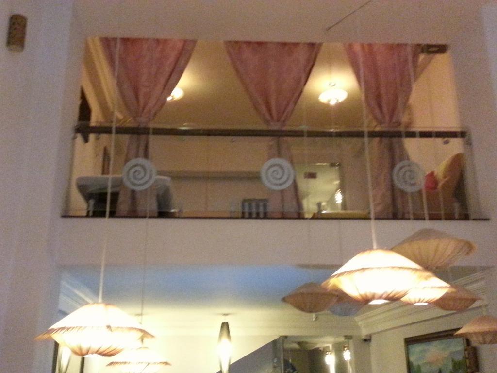 Pink Tulip Hotel TP. Hồ Chí Minh Ngoại thất bức ảnh